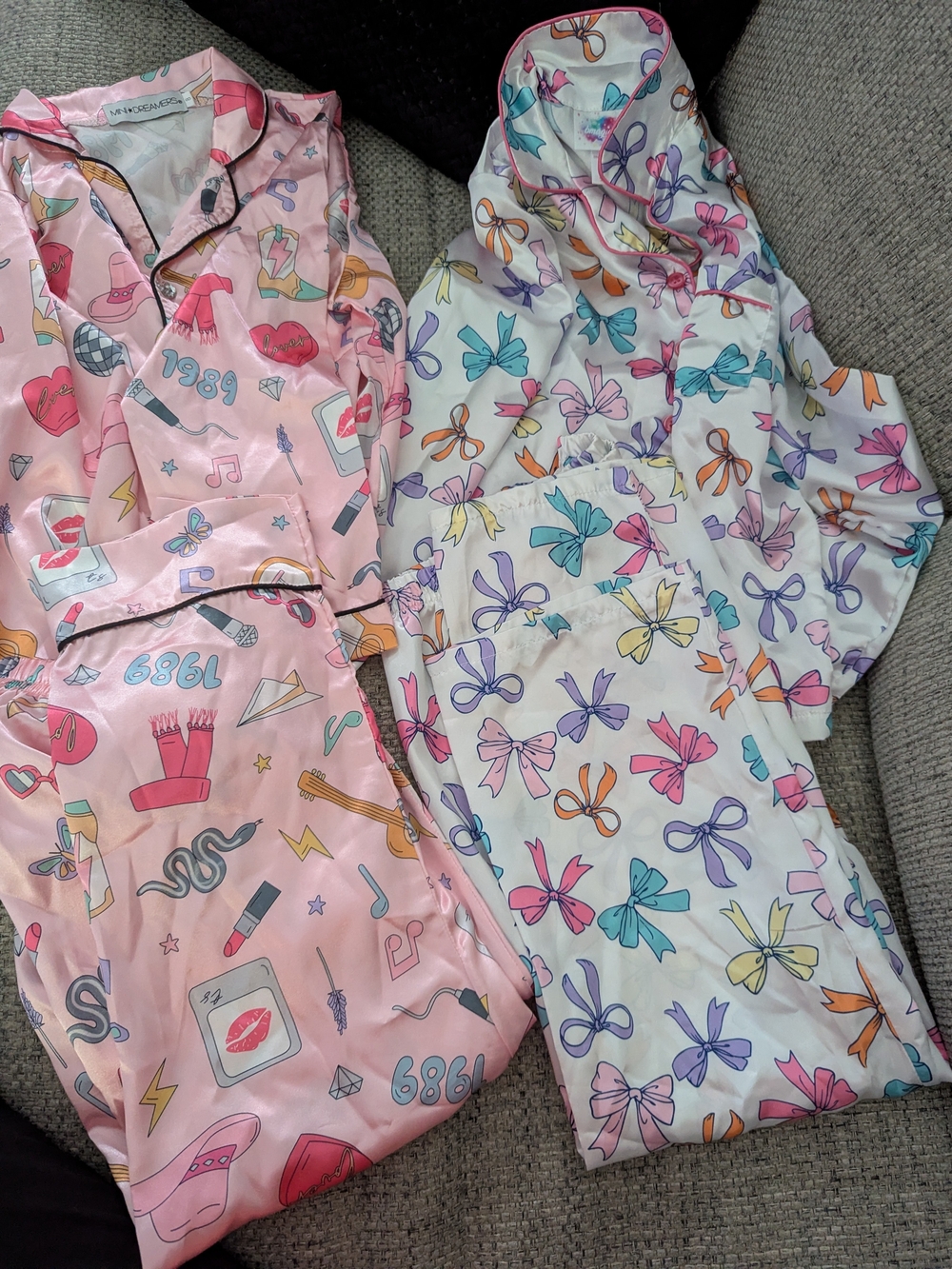 Dreamers Pink & White Girls' Bow and Print Pajama Set ( 2 Sets ) Different Brand